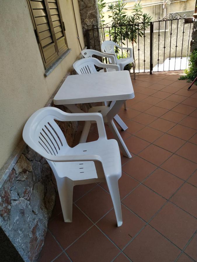Casa Dell'Oleandro Apartment Gallodoro Exterior foto