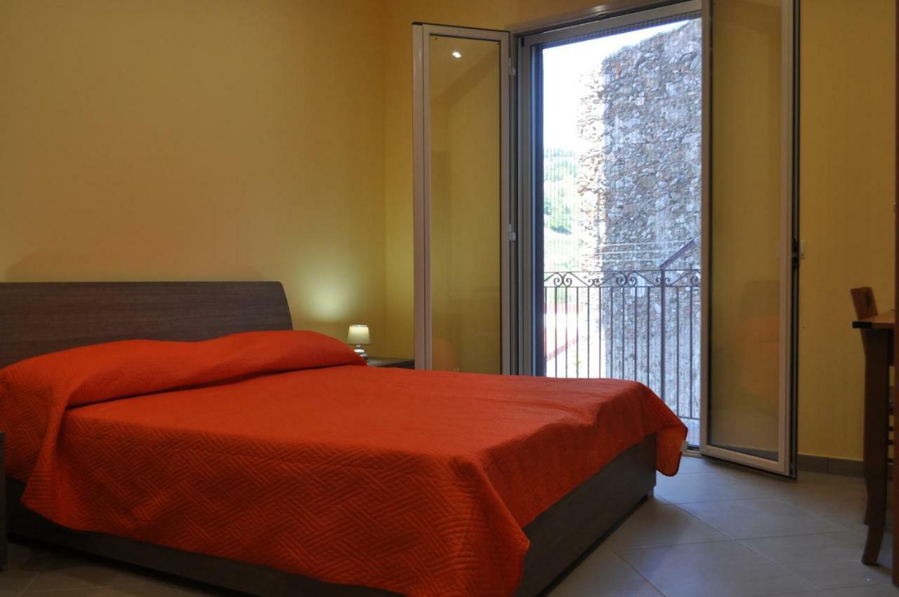 Casa Dell'Oleandro Apartment Gallodoro Exterior foto